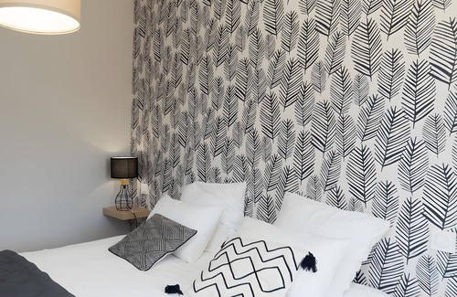 Chozeau House | Guesthouse 'Graphique' with Mountain View, Wi-Fi and Air Conditioning