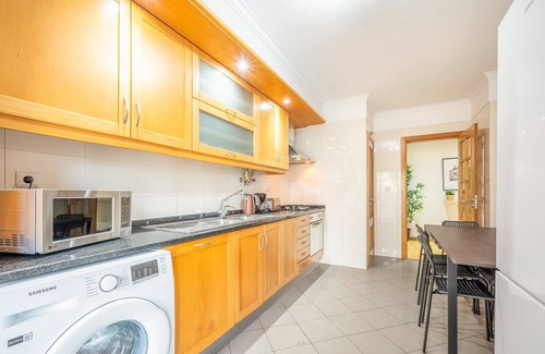 Amadora Apartment | GuestReady - A classic touch of tranquility