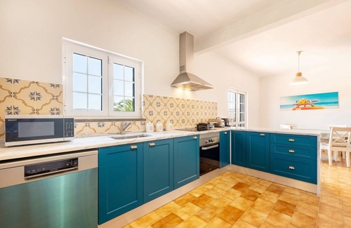 Setubal Apartment | GuestReady - Casa de Nazaré da Galileia