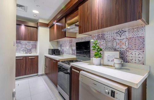 Palm Jumeirah Apartment | GuestReady - Glamourous living in Palm Jumeirah