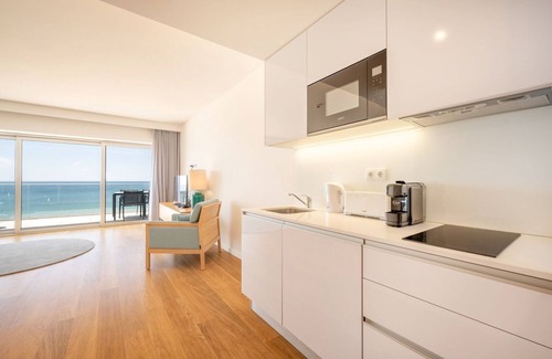 Aldeia do Meco Apartment | GuestReady - Golden sea view retreat 2