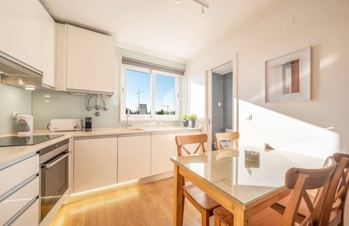 Belem Apartment | GuestReady - Sunny spacious in Belém