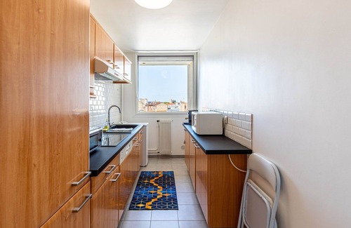 Les Puces de Saint-Ouen Apartment | GuestReady - Superb Apt near Antique District