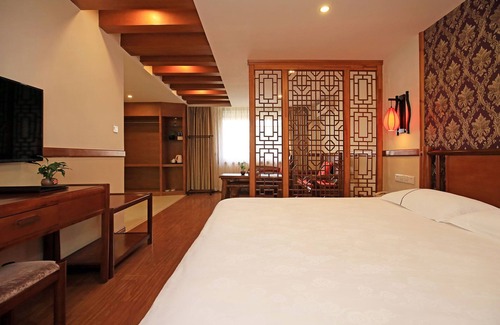 Xiufeng Hotel | Guilin Gunanmen Hotel