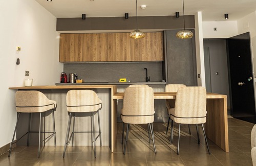 Altozano-Conde Lumiares Apartment | Guillman Suites