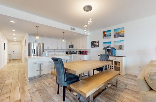 Fort Walton Beach Condo | Gulf-front condo with upgraded features - quick drive to entertainment