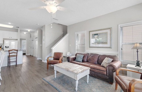 Seacrest House | Gulf Views - Pet Friendly - Across the Street from the Beach! 4 Bikes! - `InconSEAvable`