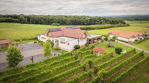 Kloech Cabin | Gusto Lodges