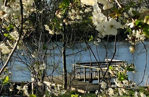 Guelzow House | Gutshof Langensee, Scheunenblick