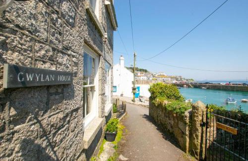 Mousehole House | Gwylan House