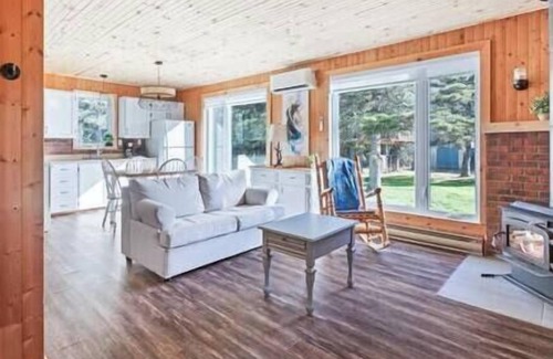 La Malbaie House | Hôtel à la maison - Chalet du Boisé avec spa