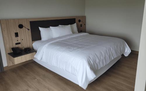 Baie Comeau Hotel | Hôtel le Manoir Baie-Comeau