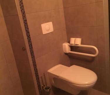 Mantry Hotel | Hôtel Logis Restaurant La Fontaine