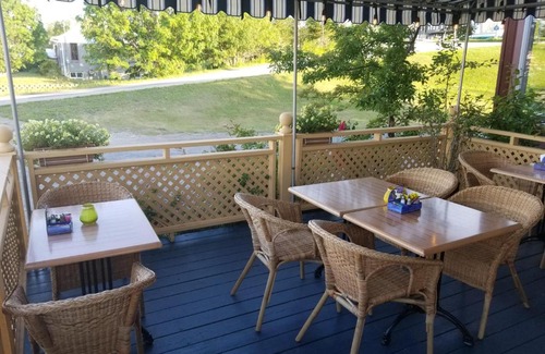 Baie Sainte-Catherine Hotel | Hôtel-Motel Baie-Ste-Catherine