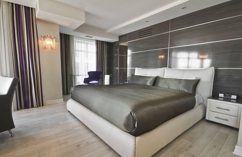 Saint-Jean Street Hotel | Hôtel Palace Royal Centre-Ville par JARO