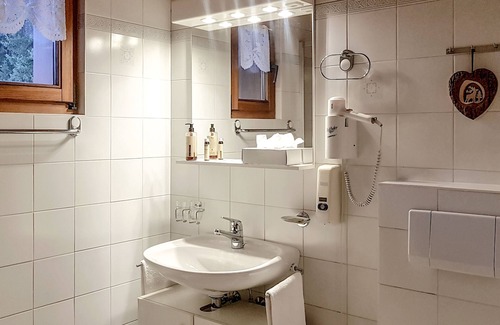 Vex Hotel | Hôtel Restaurant LA CAMBUSE