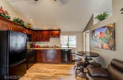 Manitou Springs House | *H* NEW! Manitou Springs Downtown Retreat *