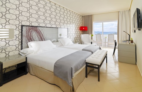 Playa Blanca Hotel | H10 Timanfaya Palace