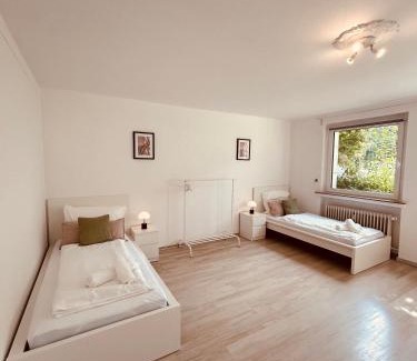 Lotte Apartment | H6 XL I EG I Balkon I Küche I Wasch I 6P I Smart