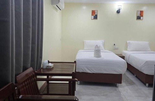 Mae Ram Phueng Hostel | Haad Somboon House