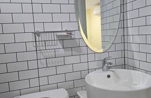 Mae Ram Phueng Hostel | Haad Somboon House