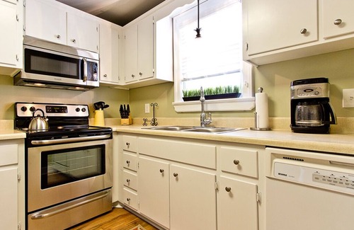 Historic District - North House | Habersham House | Historic Home, Walk To River Street