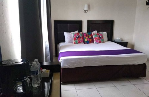 Zapotlanejo Hotel | Hacienda Sta Irene