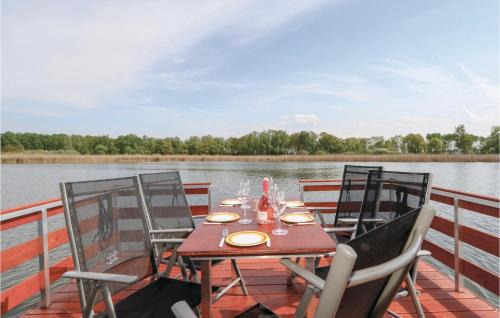 Loitz Boat Rental | Hafen Loitz