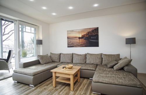 Lauterbach Apartment | Hafenresidenz FeWo 2-2 - Balkon, Meerblick