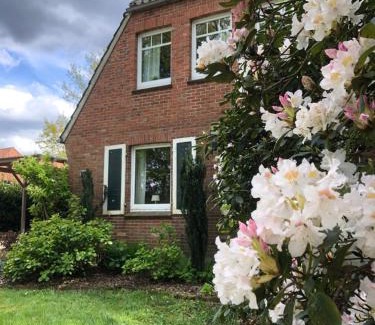 Klein Scharrel Apartment | Haferland - Ferienwohnung Fritz, Nähe Hof Oberlethe