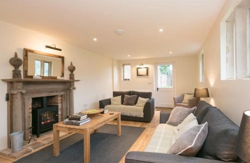 Brampton House | Hall Cottage