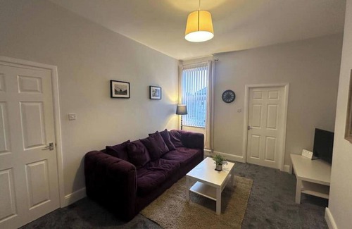 Blyth Apartment | Hambledon- 2bed Downstairs Flat Blyth