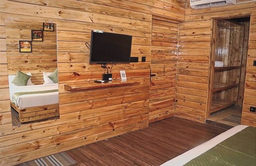 Lansdowne Hotel | Hamilton Palace