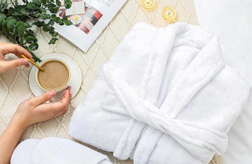 Leedstown Resort | Hamlet Lodge Retreat At Calloose Holiday Park