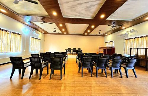 Kamalapur Resort | Hampi Leo Dreams Resort