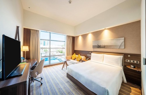 Al Qusais Hotel | Hampton by Hilton Dubai Airport