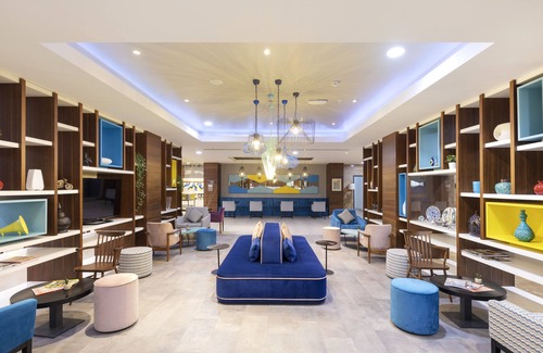 Basaksehir Hotel | Hampton by Hilton Istanbul Kayasehir