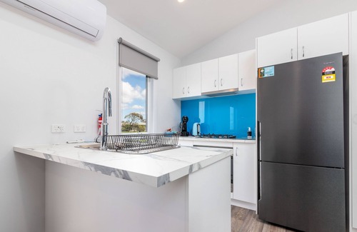 Port Albert Cottage | Hampton Cottage - " A Place To Call Home"