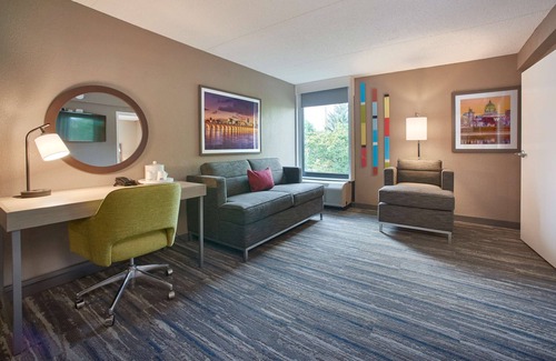 Mechanicsburg Hotel | Hampton Inn by Hilton Harrisburg West