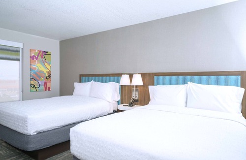 Hays Hotel | Hampton Inn Hays-North of I-70
