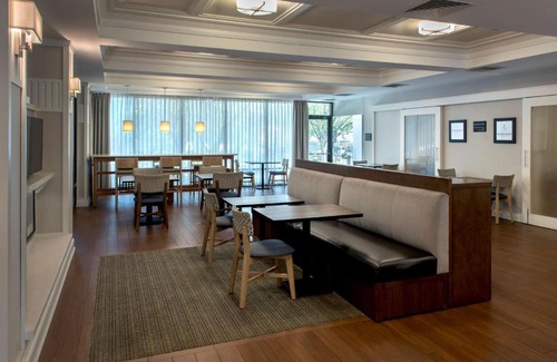 Middletown Hotel | Hampton Inn Middletown
