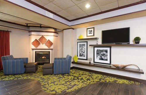 Mount Pleasant Hotel | Hampton Inn Mount Pleasant