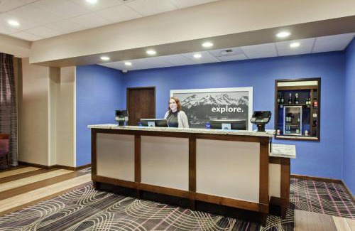 Port Gardner Hotel | Hampton Inn Seattle/Everett Downtown