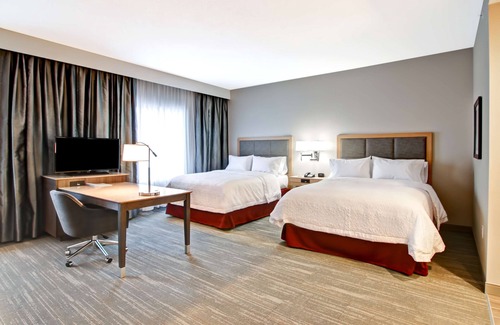 Grande Prairie Hotel | Hampton Inn & Suites by Hilton Grande Prairie