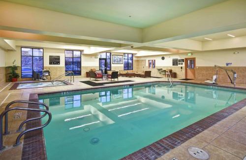 Folsom Hotel | Hampton Inn & Suites Folsom