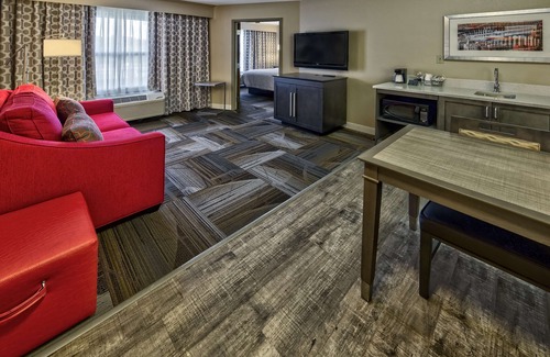 Wolfchase Hotel | Hampton Inn & Suites Memphis-Wolfchase Galleria
