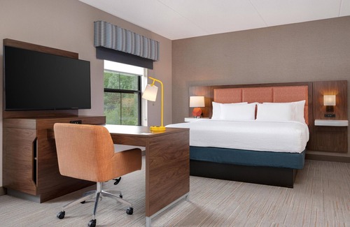 Wilkes-Barre Hotel | Hampton Inn & Suites Wilkes-Barre/Scranton