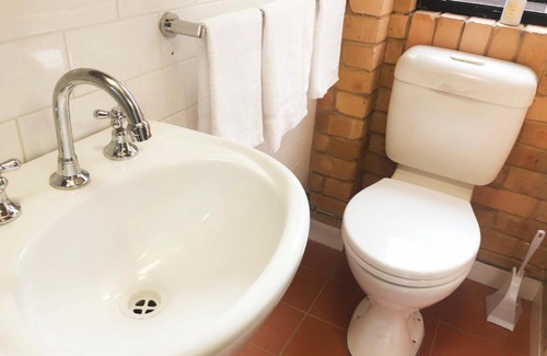 Mayfield Hotel | Hanbury Lodge