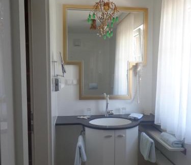 Mariatrost Apartment | Hans Mauracher Schlössl