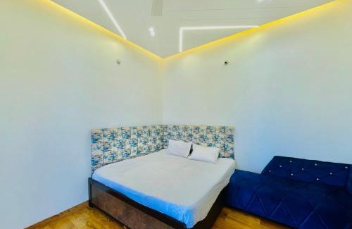 Indore House | Happy escape